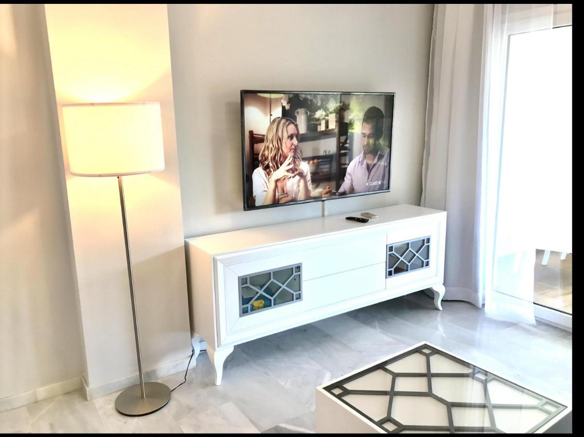 Mi Capricho Beachfront- 3-7 Apartment With Sea Views Sitio de Calahonda Екстериор снимка